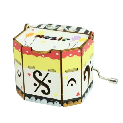 Hand crank music box